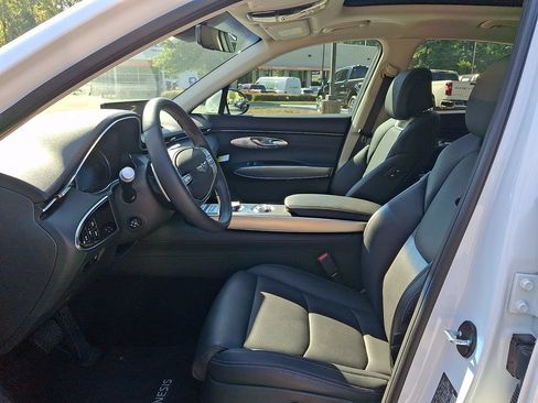Used 2023 Genesis GV70 2.5T w/ Select Package AWD/4WD image 13