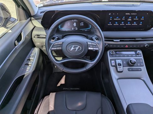 Used 2024 Hyundai Palisade SEL image 17