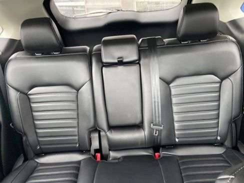 Used 2022 Ford Edge SEL w/ Convenience Package image 23