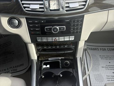 Used 2014 Mercedes-Benz E 350 Sedan image 27