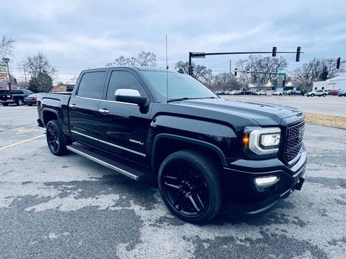 Used 2017 GMC Sierra 1500 Denali w/ Denali Ultimate Package image 4