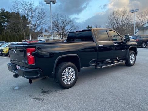 Used 2023 Chevrolet Silverado 3500 High Country w/ Z71 Off-Road Package image 5
