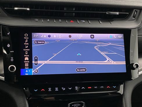 New 2026 Jeep Grand Cherokee Altitude AWD/4WD image 10