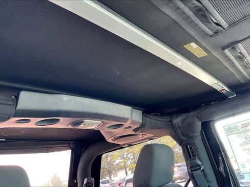 Used 2012 Jeep Wrangler Sport AWD/4WD image 22