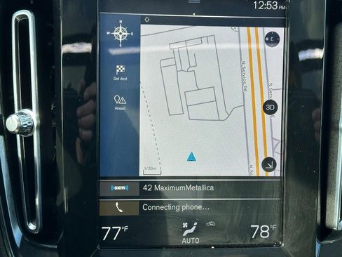 Used 2020 Volvo XC40 T5 R-Design image 23