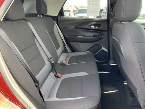 Used 2025 Chevrolet TrailBlazer LT image 49