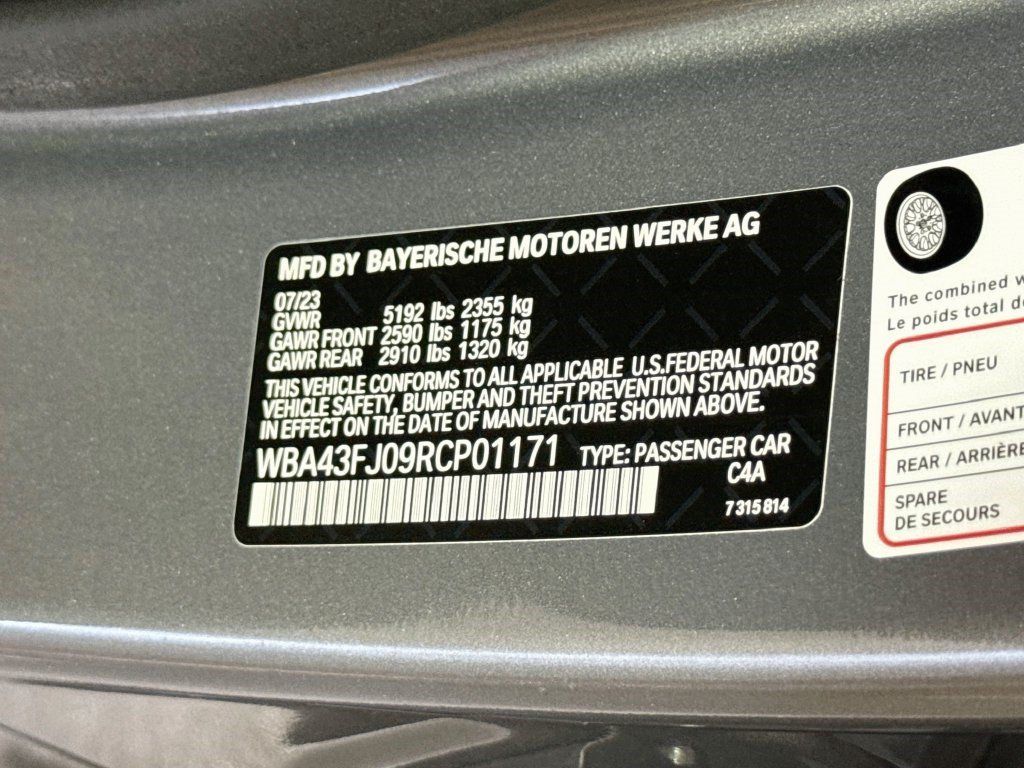 Used 2024 BMW 530i w/ Premium Package RWD image 39
