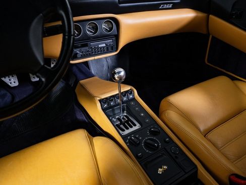 Used 1998 Ferrari F355 Spider image 21