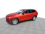 Used 2021 Volvo XC60 T5 Momentum image 4