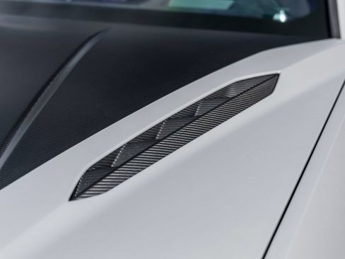 Used 2024 Lamborghini Urus Performante AWD/4WD image 24
