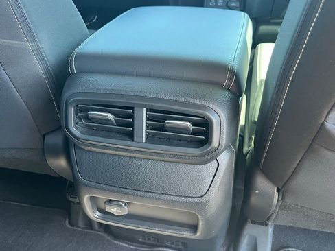 Used 2025 Honda Ridgeline Sport image 22