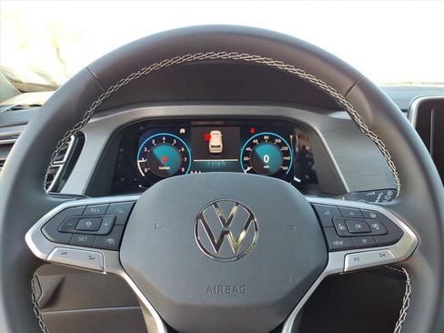 New 2026 Volkswagen Atlas Cross Sport SE image 17