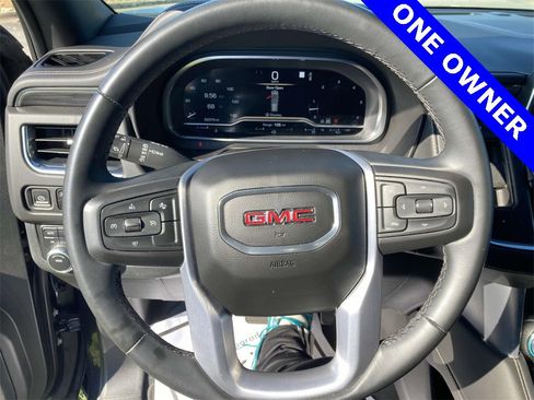 Used 2023 GMC Yukon SLT image 25
