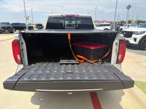 Used 2026 GMC Sierra 1500 Denali w/ Denali Reserve Package AWD/4WD image 11