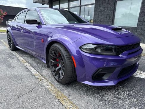 Used 2023 Dodge Charger SRT Hellcat w/ Harman/Kardon Audio Group RWD image 2