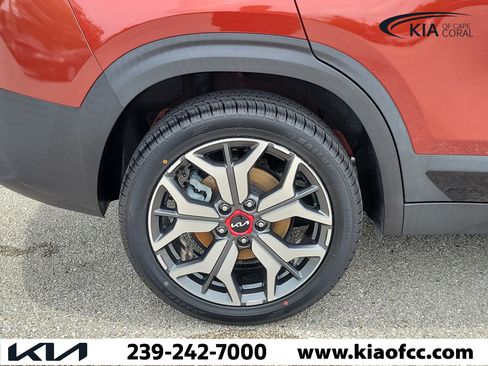 Certified 2022 Kia Seltos SX AWD/4WD image 10
