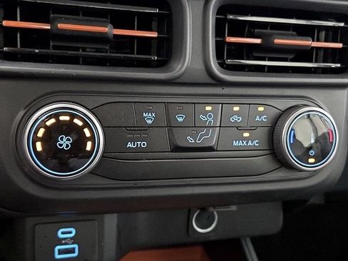 Used 2024 Ford Maverick XLT FWD image 16