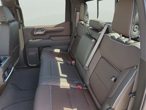 New 2026 GMC Sierra 1500 Denali w/ Denali Reserve Package image 13
