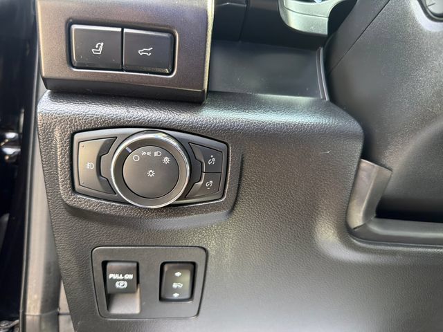 Used 2021 Ford Expedition Limited AWD/4WD image 17