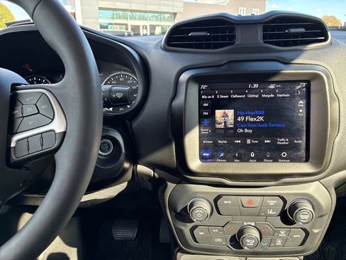 Used 2023 Jeep Renegade Trailhawk w/ Sun/Sound Group image 21