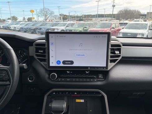 Used 2023 Toyota Tundra Limited image 28