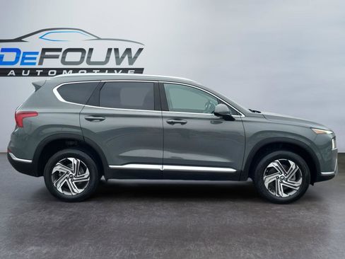Used 2023 Hyundai Santa Fe SEL image 2