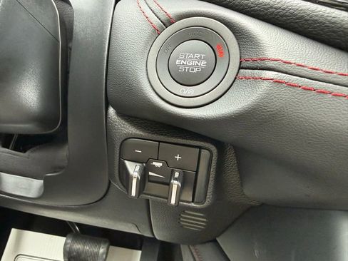 Used 2024 Dodge Durango GT image 21