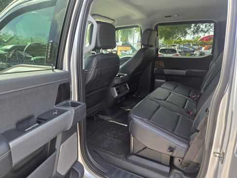 Used 2024 Ford F550 4x4 Crew Cab Super Duty image 29