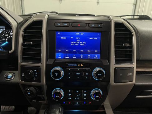 Used 2020 Ford F150 Lariat w/ Equipment Group 502A Luxury image 34