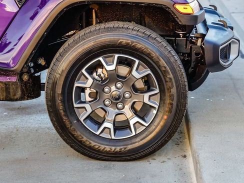 New 2026 Jeep Gladiator Sahara image 11