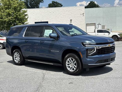 New 2026 Chevrolet Suburban LS w/ Max Trailering Package AWD/4WD image 4