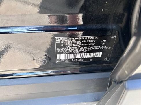 Used 2023 Toyota RAV4 LE AWD/4WD image 31