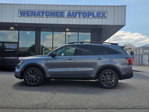 Used 2023 Kia Sorento X-Line EX AWD/4WD image 2