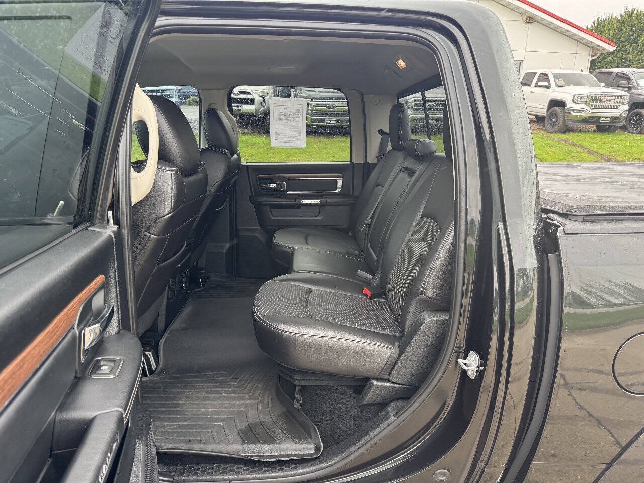 Used 2016 RAM 1500 Laramie w/ Convenience Group AWD/4WD image 12