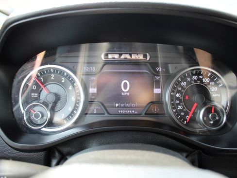 Used 2019 RAM 1500 Big Horn AWD/4WD image 14