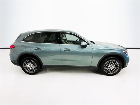 Certified 2025 Mercedes-Benz GLC 300 GLC 300 image 4