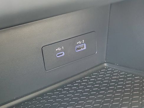 Certified 2024 Nissan Pathfinder SV FWD image 28