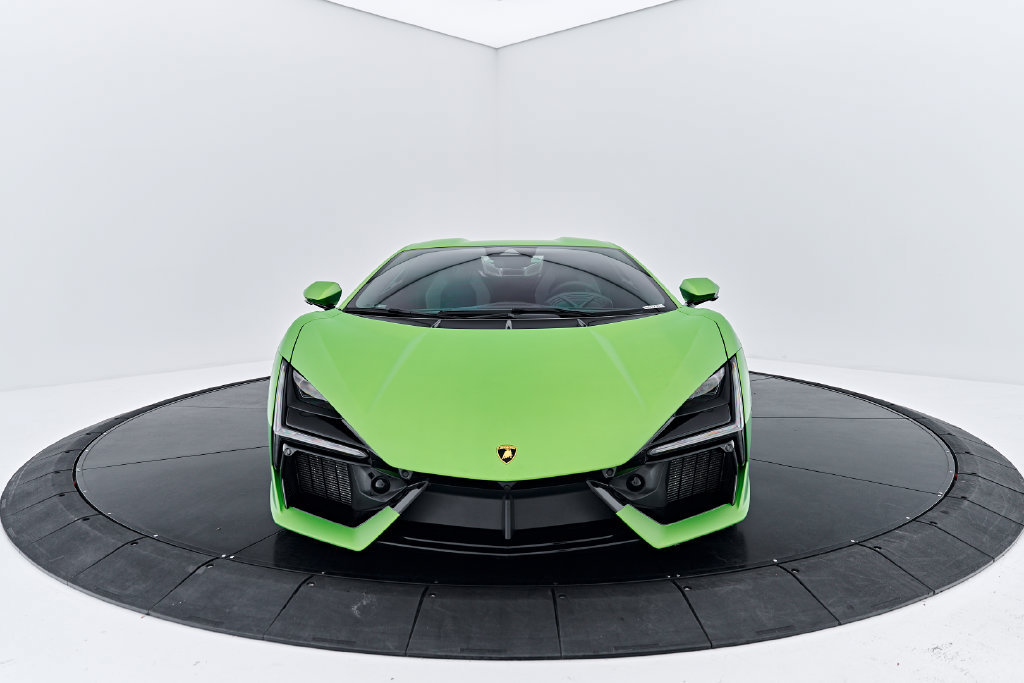 Used 2024 Lamborghini Revuelto AWD/4WD image 17