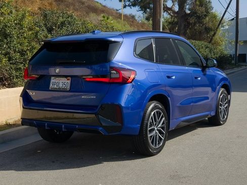 Used 2025 BMW X1 xDrive28i w/ M Sport Package image 5