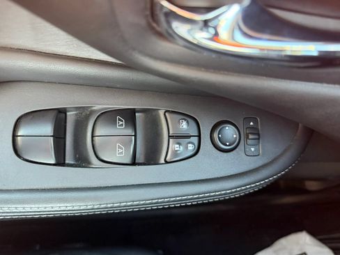 Used 2021 Nissan Murano SV AWD/4WD image 24