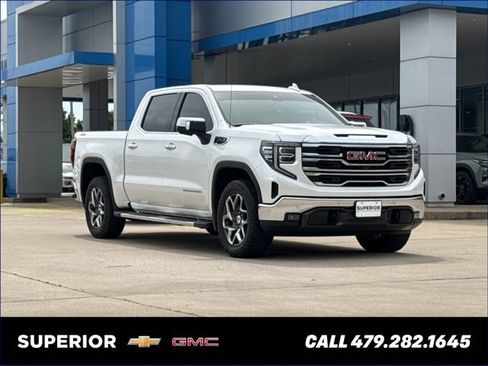 Used 2024 GMC Sierra 1500 SLT w/ SLT Premium Plus Package AWD/4WD image 1