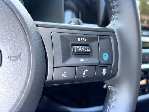 New 2025 Nissan Pathfinder SL w/ Lighting Package (N92) image 23