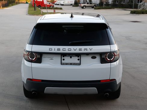 Used 2017 Land Rover Discovery Sport HSE image 9