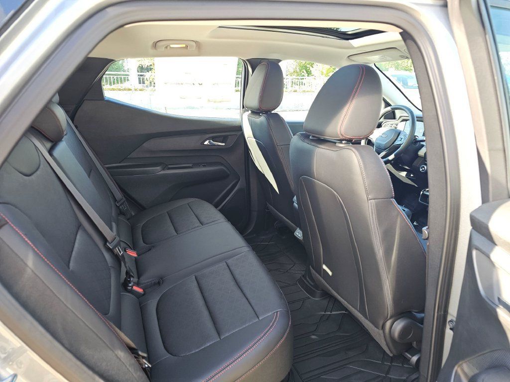 New 2027 Chevrolet Bolt RS w/ Technology Package FWD image 14