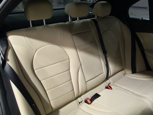 Certified 2019 Mercedes-Benz C 300 4MATIC Sedan image 24