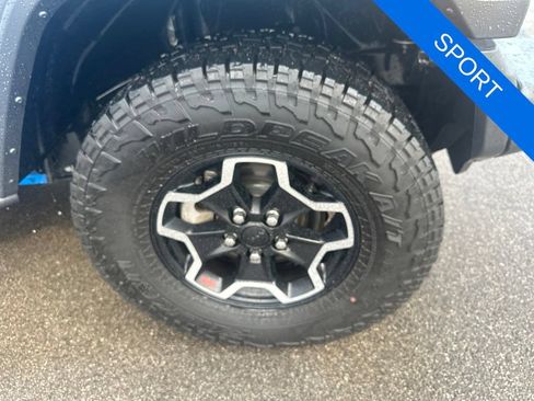 Used 2021 Jeep Wrangler Sport AWD/4WD image 34