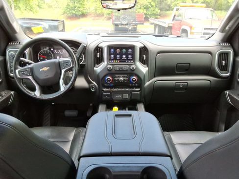 Used 2020 Chevrolet Silverado 1500 LTZ w/ LTZ Premium Package AWD/4WD image 23