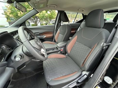 Certified 2024 Nissan Kicks SR image 15