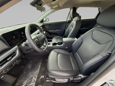 New 2026 Kia K4 EX FWD image 11