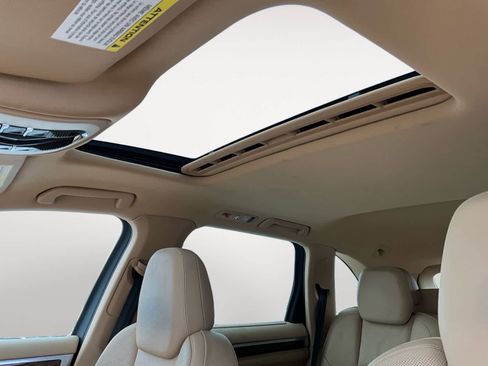Used 2013 Porsche Cayenne image 17
